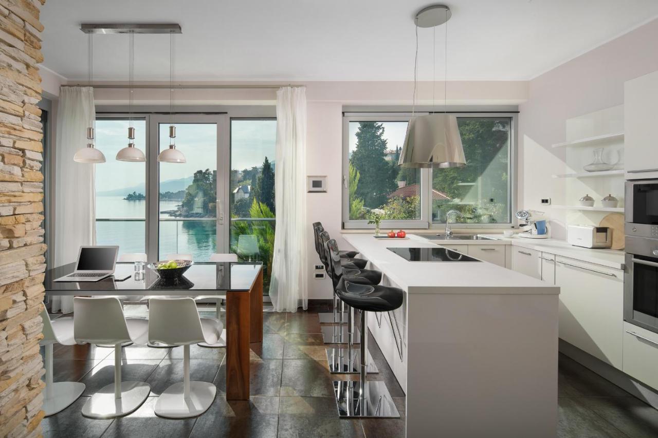 Arentz - Front Sea Apartment *